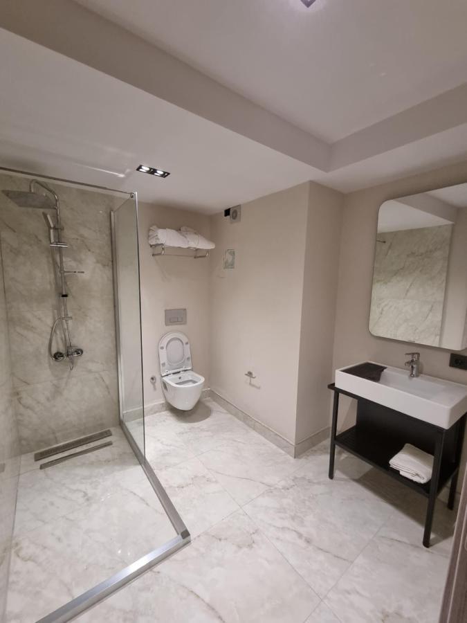 טראבזון Hotel Kalfa מראה חיצוני תמונה