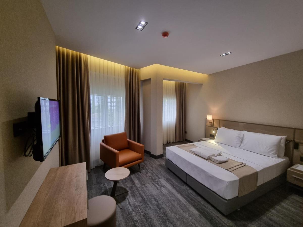 טראבזון Hotel Kalfa מראה חיצוני תמונה